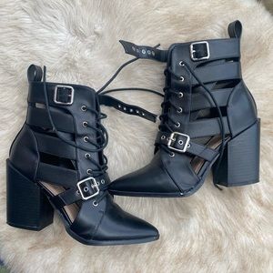 Strappy Bootie Heel